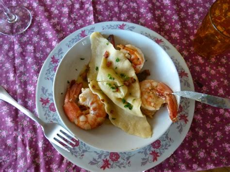 Receita De Raviolo Invertido De Camarão E Manteiga De Ervas Lilica