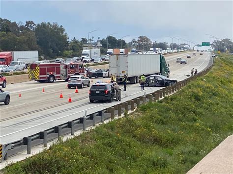 San Diego Traffic 1 Killed Following Semi Truck Crash In Encinitas