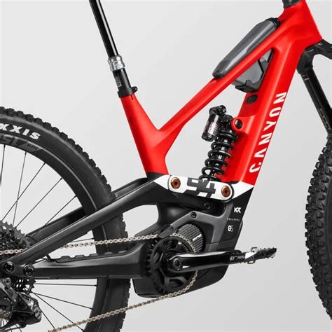 Canyon Torque:ON Review – First Look at a Downhill Beast