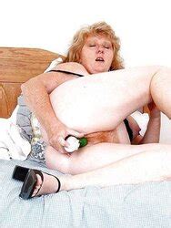 Matures With Fucktoys ZB Porn