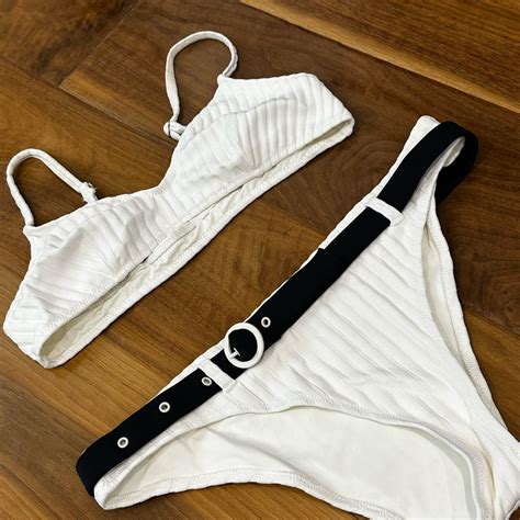 Solid Striped White Ribbed Bikini With Belt Detail Gem