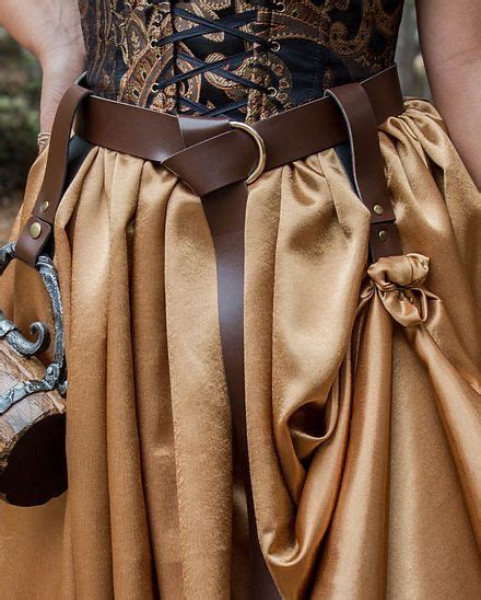 Pin By Juliette Cross On Stay A Spell Renaissance Fair Costume