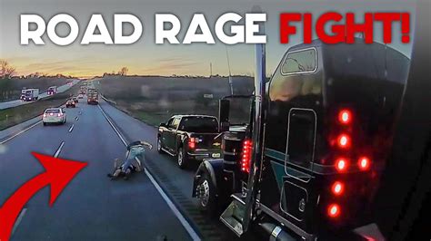 AMERICAN TRUCK DRIVERS DASH CAMERAS Road Rage Fight On I80 Truck