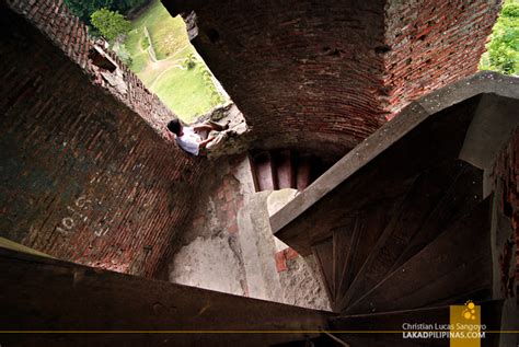 ILOCOS SUR | Bantay Church, its Bell Tower and Panday - Lakad Pilipinas