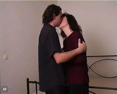 Horny Mature Slut Gets Some Real Hard Action In English Porn By Faphouse Xhamster