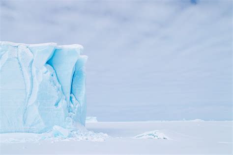 Views Of Icebergs Of Baffin Island Canada Stock Photo - Download Image ...