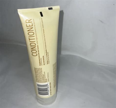 John Frieda Sheer Blonde Lustrous Touch Strengthening Conditoner