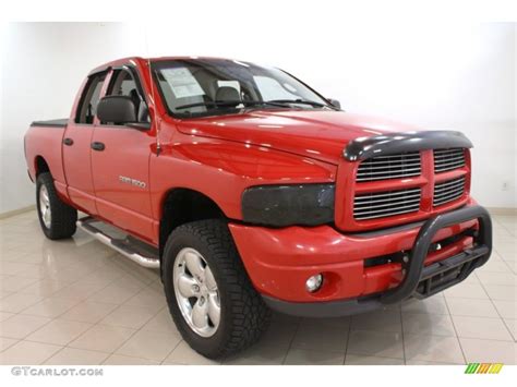 2002 Flame Red Dodge Ram 1500 Sport Quad Cab 4x4 64664432 Photo 13