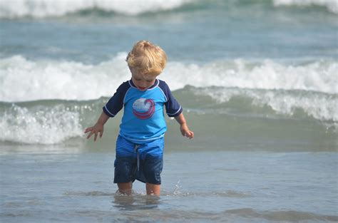 Everett In The Ocean Joe Shlabotnik Flickr