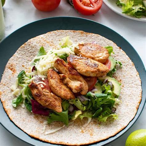 Healthy Avocado Chicken Wraps | Hint of Healthy