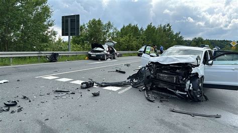 Gro Eins Tze Fordern Retter In Nordhessen M Dchen Intubiert