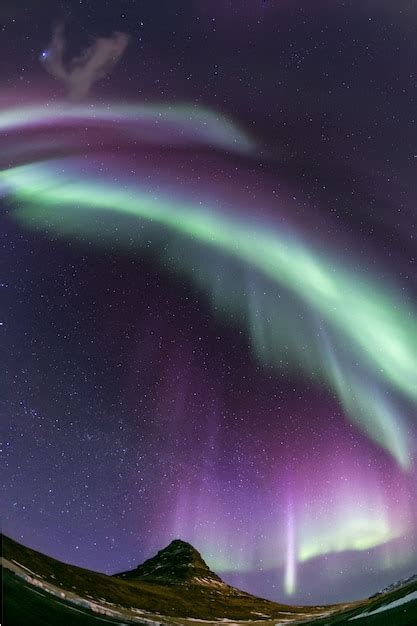 Premium Photo | Aurora borealis iceland