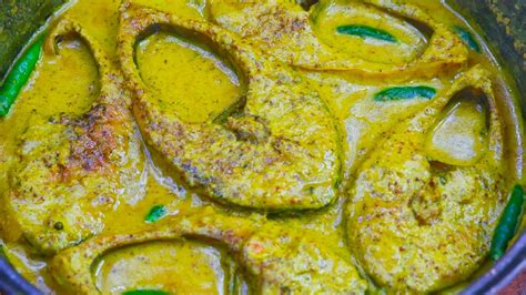 Sorse Ilish Recipe Bangla Hilsa Fish Cooked With Sorshe Sorshe