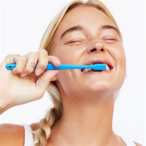 The 7 Best Teeth Whitening Kits