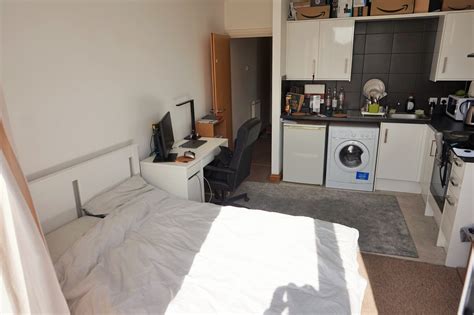 Two Mile Hill Road, Kingswood, Bristol – Vibe Properties