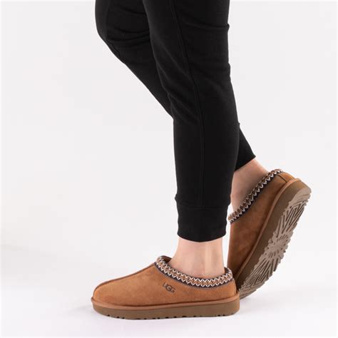 Womens Ugg® Tasman Clog Chestnut Journeys