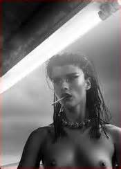 Crystal Renn Fully Naked At Largest Celebrities Archive