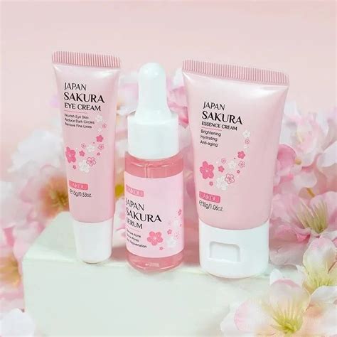 Kit Laikou Japan Sakura Skincare Set Hydrating Anti Aging Brightening