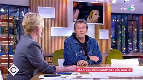 Avec émotion Jean Luc Reichmann évoque sa chienne Donna qui a tourné