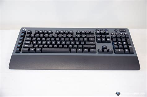 Logitech G613 Review - Finally, a Wireless Mechanical Gaming Keyboard!