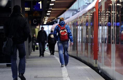 Leonberg S Bahnen Fahren Nur Bis Korntal Leonberger Kreiszeitung