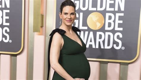 Dio a luz a gemelos a los 48 años La famosa actriz Hilary Swank dio a