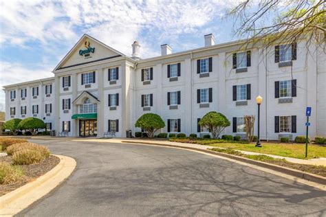 15 Best Hotels in Newnan, GA for 2024 (Top-Rated Stays!)