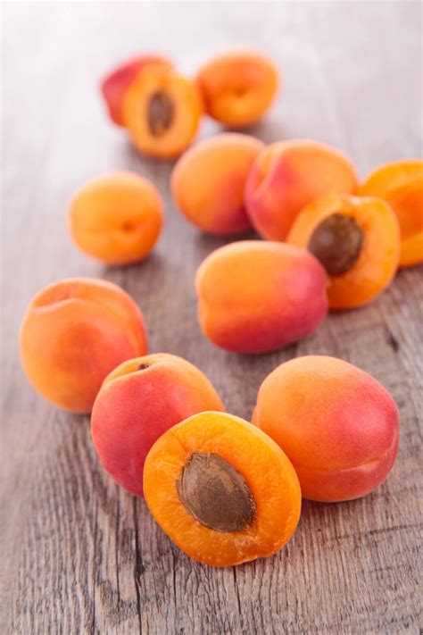 12 Health Benefits Of Apricots Healthier Steps