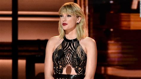 Taylor Swift Testifies That Groping Was Horrifying And Shocking Cnn