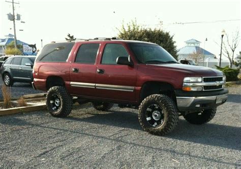 2005 Chevrolet Suburban LS 1500 lifted.