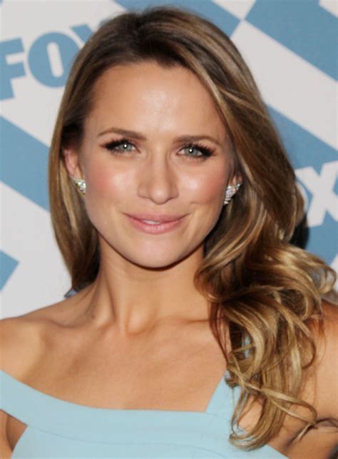 Free download Shantel Vansanten Wallpaper [1187x788] for your Desktop