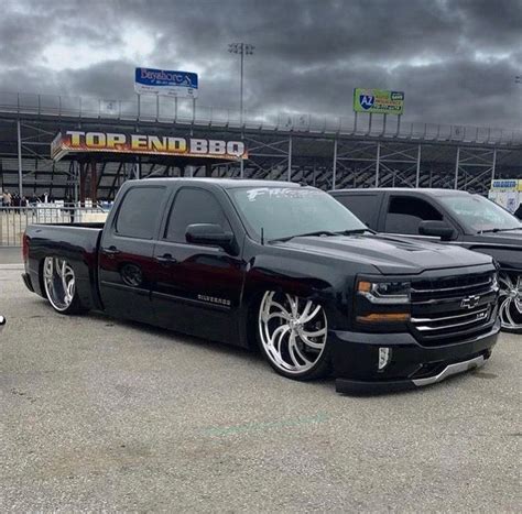 Pin By Benji Wong On Extreme Lows Dropped Trucks Chevy Trucks