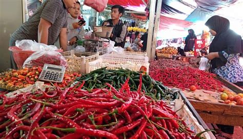 Harga Bahan Pokok Di Pasar Kranggot Cilegon Naik Kasubag TU Cuma 5