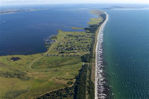 Insel Hiddensee Aus Der Vogelperspektive Meeres K Ste Der Ostsee Auf