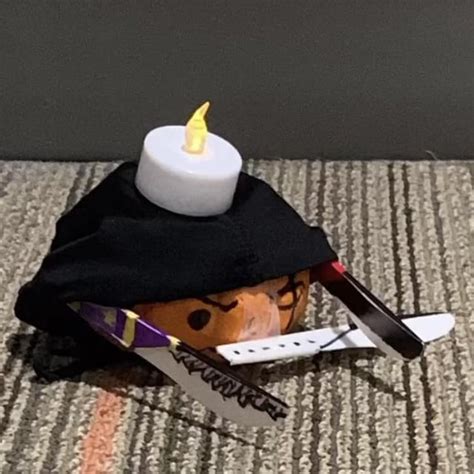 I got a free pumpkin from my dorm so I made Zoro Pumpkin : r/OnePiece