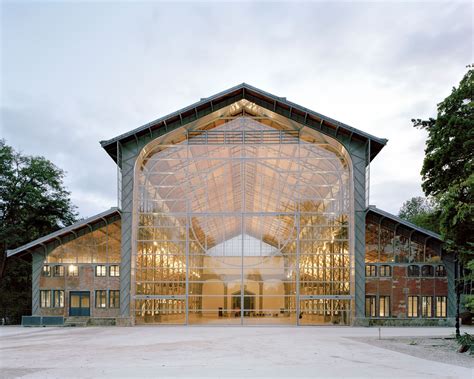 Architecture la renaissance du Hangar Y à Meudon