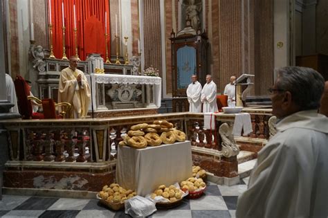 Gioved Santo Immagini Della Santa Messa Nella Cena Del Signore