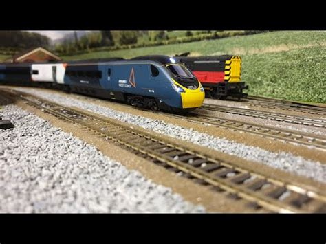 Unboxing And Review New Hornby Avanti West Coast Class 390 Pendolino