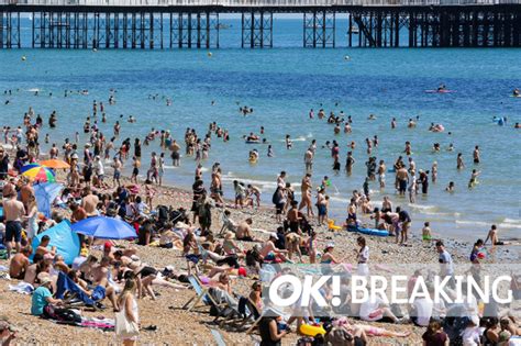 One Of Uk S Biggest Families The O Rourkes Beat The Heatwave With