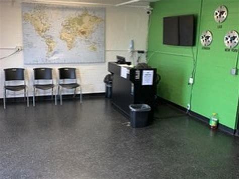 VIP Parkings LAX | Rates, Photos, & Book