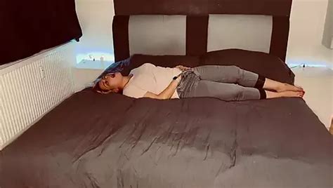 Solotime blonde milf heisser Kitzler horny wet nackte Brüste Tribute zittern Zucken stöhnen