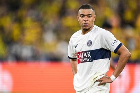 PSG La star c est moi Luis Enrique détruit Mbappé Foot 01