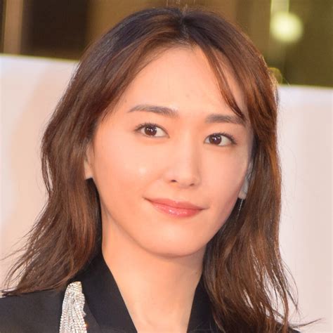 【詳細報告】なぜ新垣結衣さんの本名は「新垣結衣」なのか？その真実と世間の評価！ エンタメブレイキンダウン ー 1分で読める息抜きエンタメニュース