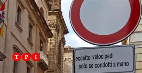 Palermo stop a bici e monopattini in alcune strade del centro è