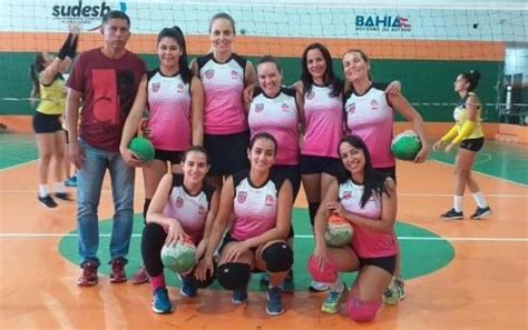 Seleção de voleibol feminino conquista o título do 1º Zonal da Liga de