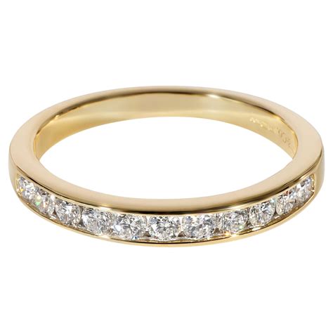 wedding band with diamonds gold