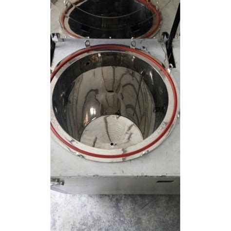 1 KW Stainless Steel Semi Automatic Industrial Vertical Autoclave At Rs