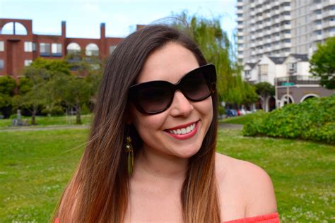 The Perfect Coral Dress for Summer - GLAMOURITA