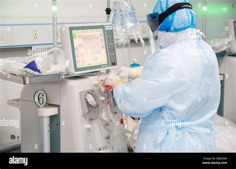 Hemodialysis machine hi-res stock photography and images - Alamy