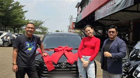 Intip Gurita Bisnis Jhon Lbf Tak Cuma Cuma Kasih Mobil Ke Kimberly Ryder